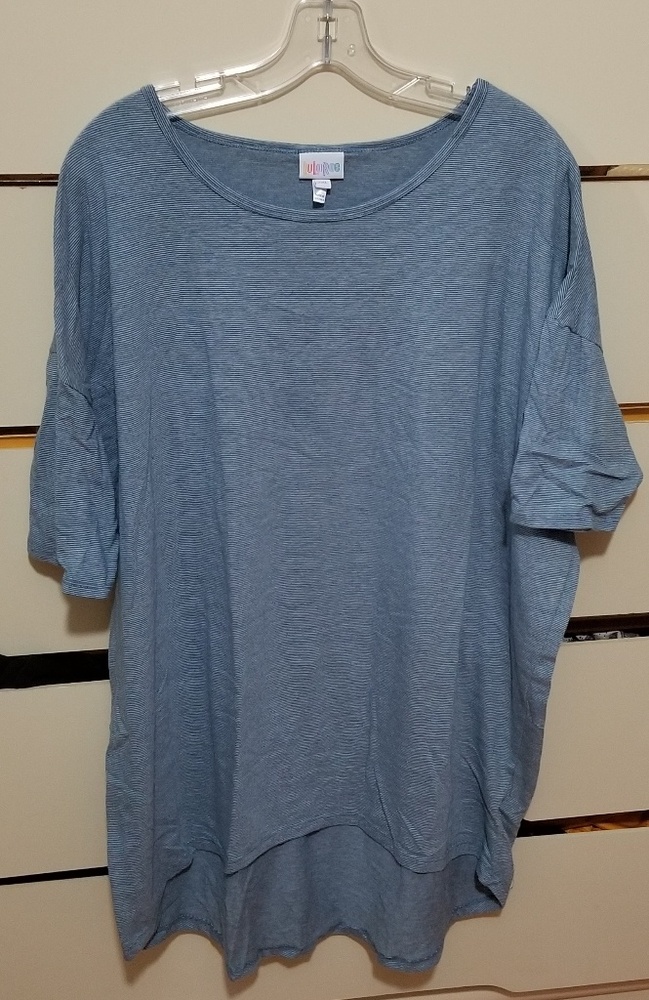 LulaRoe 2XL striped blue and white Irma